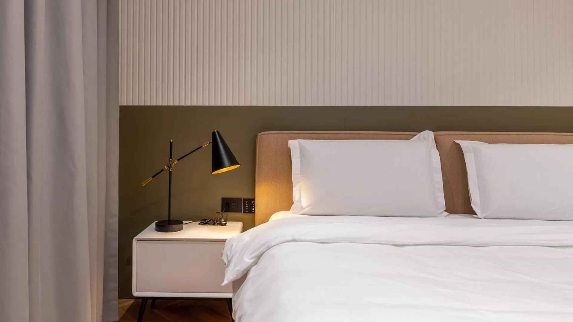 Vater Selected Apartments تيرانا
