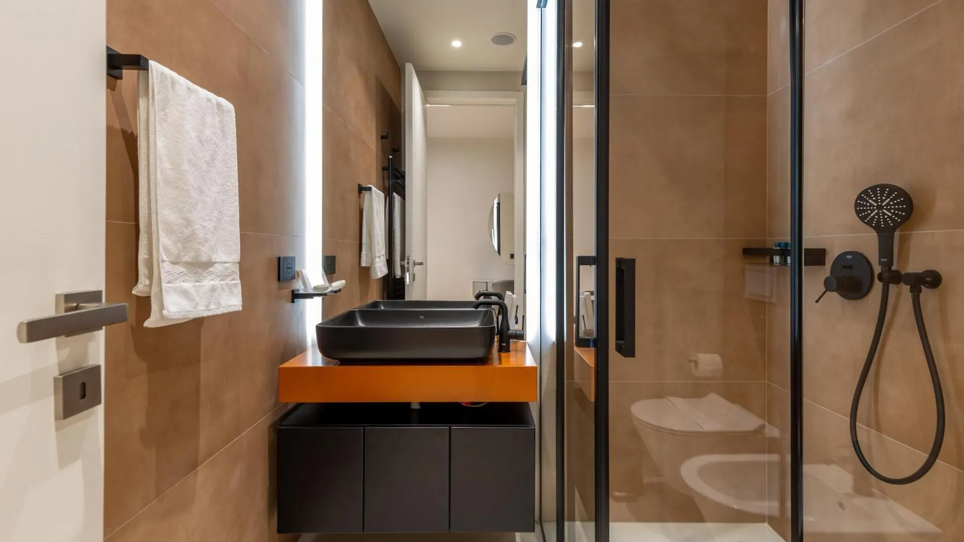 Vater Selected Apartments تيرانا 0*,